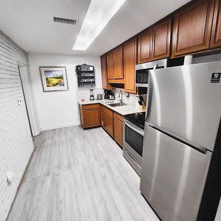 Cozy 3 Bedroom House Near Airport/Raymond Stadium/Downtown. Tampa Buitenkant foto