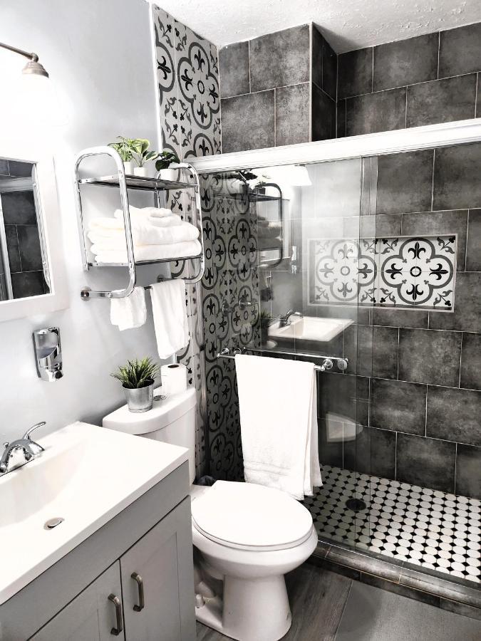 Cozy 3 Bedroom House Near Airport/Raymond Stadium/Downtown. Tampa Buitenkant foto