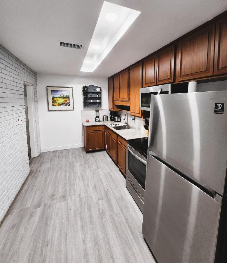 Cozy 3 Bedroom House Near Airport/Raymond Stadium/Downtown. Tampa Buitenkant foto