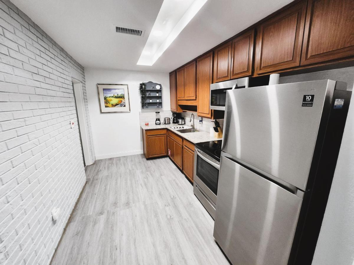 Cozy 3 Bedroom House Near Airport/Raymond Stadium/Downtown. Tampa Buitenkant foto